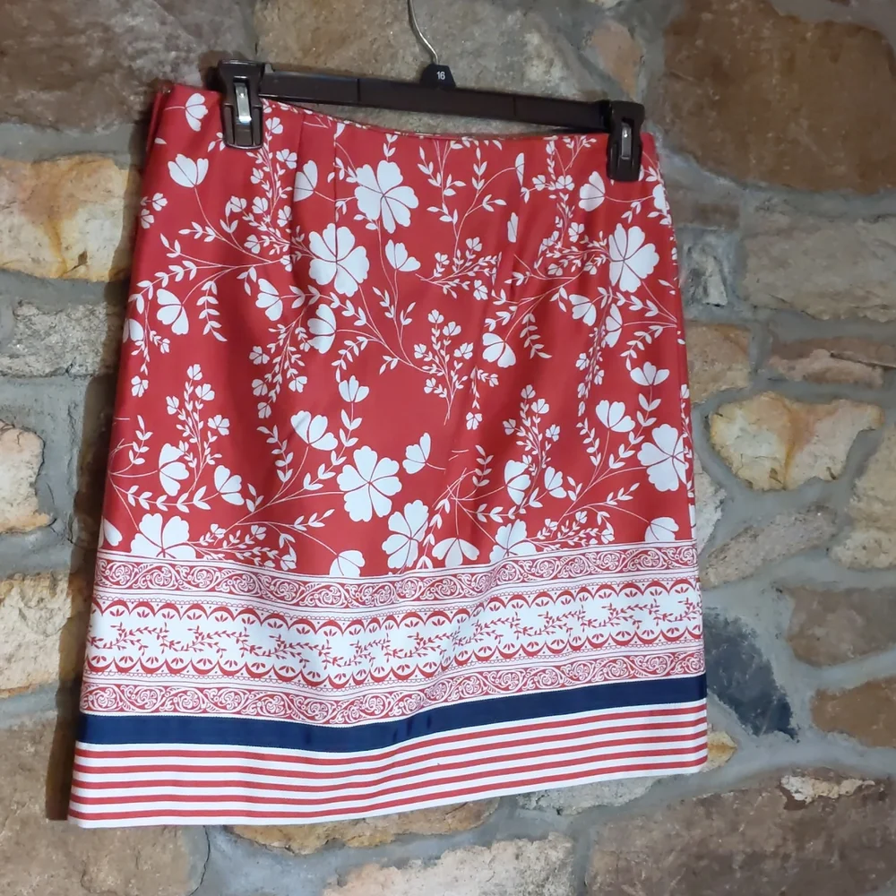 Ann Taylor loft Red floral skirt